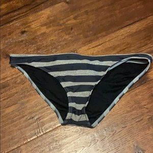 Stribed Bikini Bottom